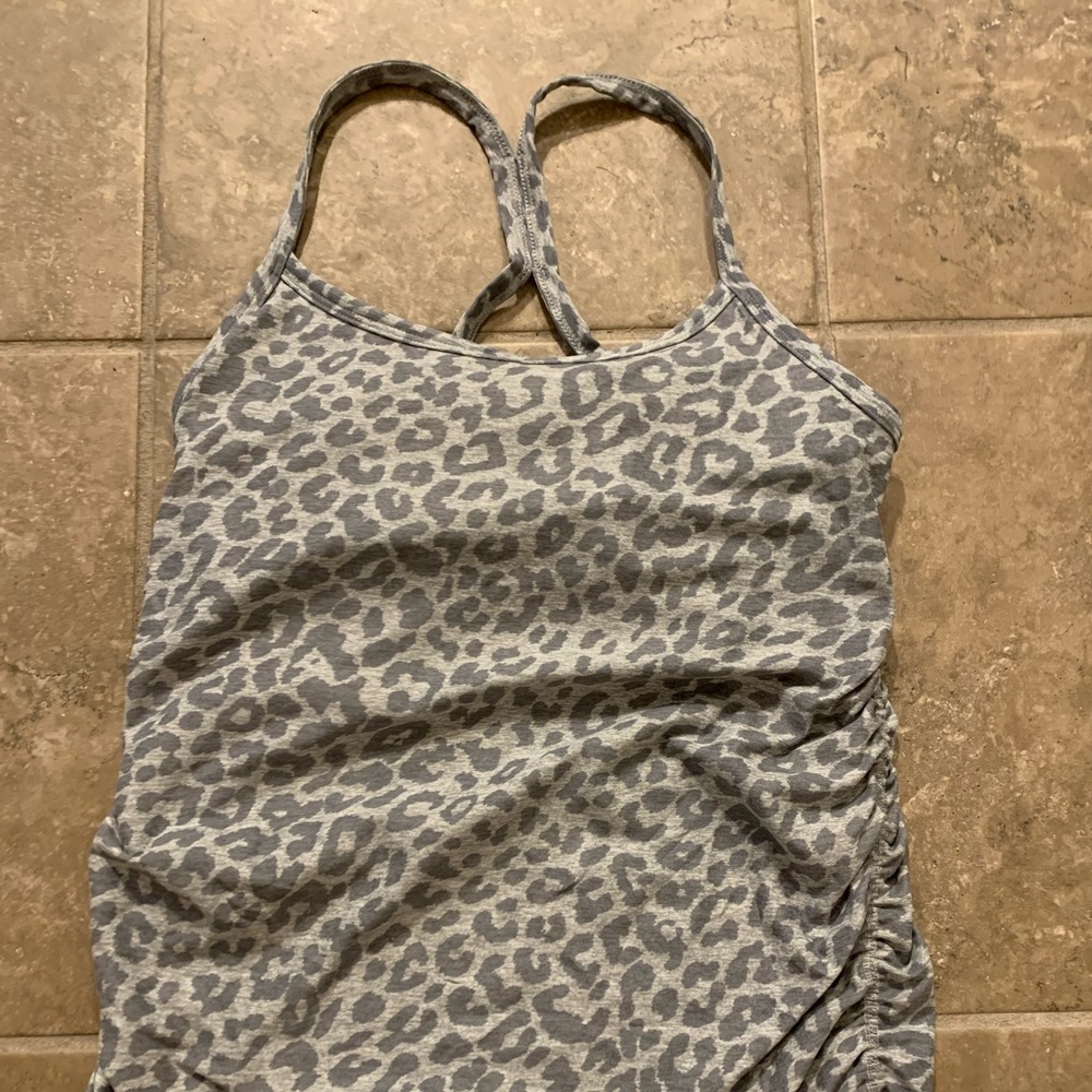 NWOT Beyond the Bump Maternity Exercise Top, size medium